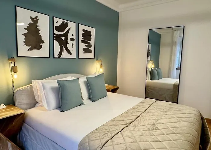 Whome Charming & Stylish In Benfica * ליסבון