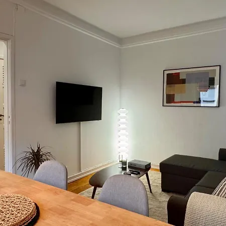 Apartman Whome Charming & Stylish In Benfica