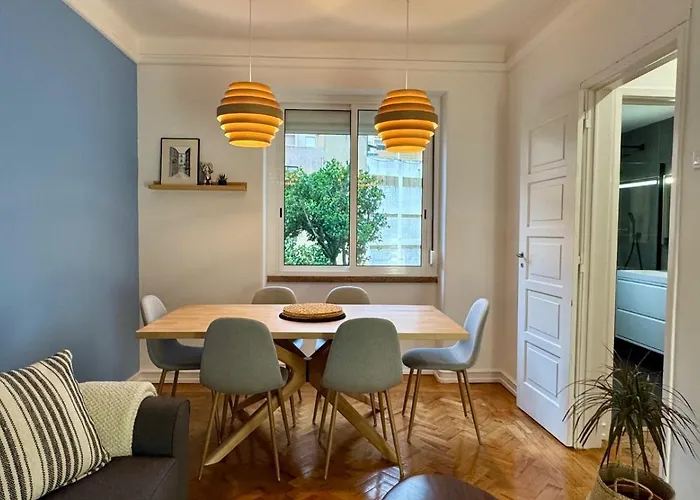 Whome Charming & Stylish In Benfica Apartman *